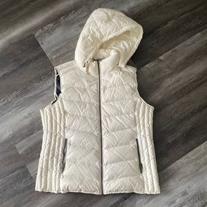 Hooded puffy vest